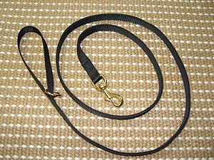 Police tracking dog leash made of nylon with ring on the handle for dog training or for dog owners