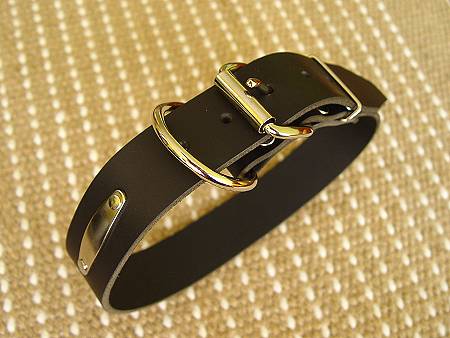 Leather dog collar with id tag for for dog training or for dog owners