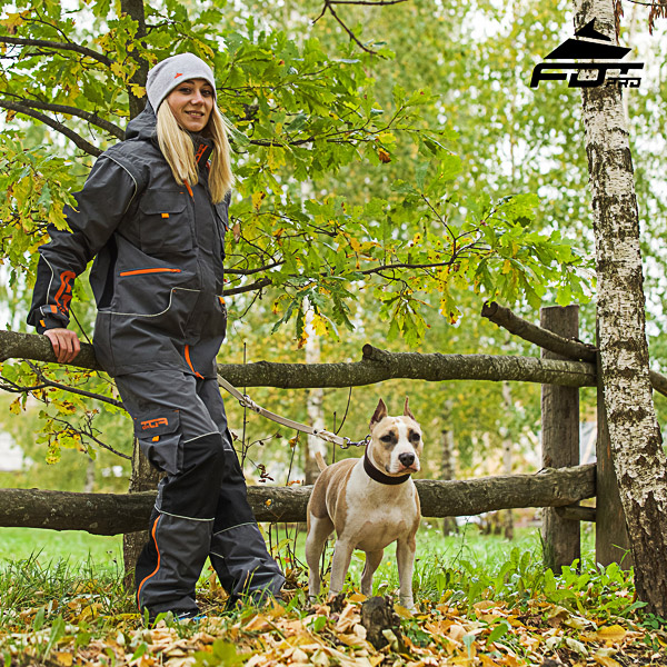 Men and Women Design Pants with Convenient Back Pockets for Active Dog Training